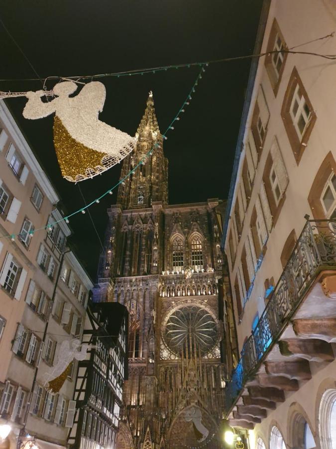 Face A La Cathedrale Apartment Strasbourg Exterior photo